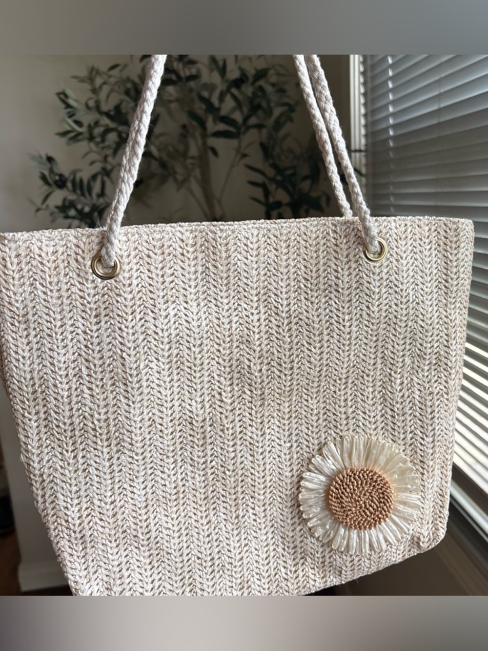 Woven Cream Tote Bag with Daisy Accent